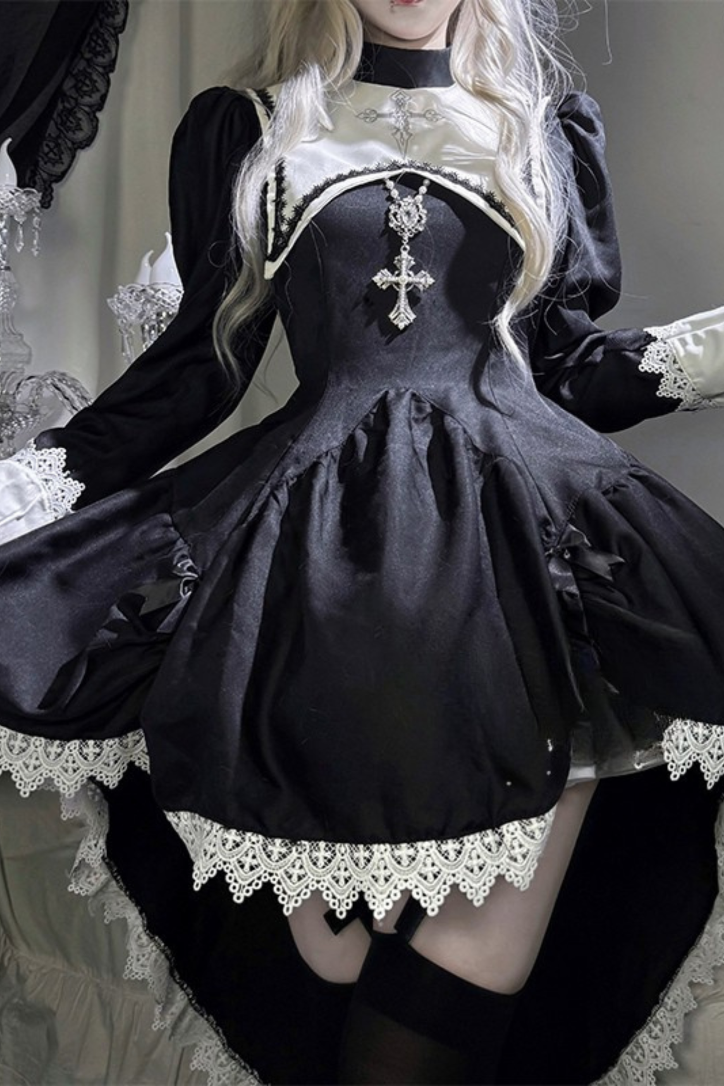 ゴシックメイドロリータドレス
