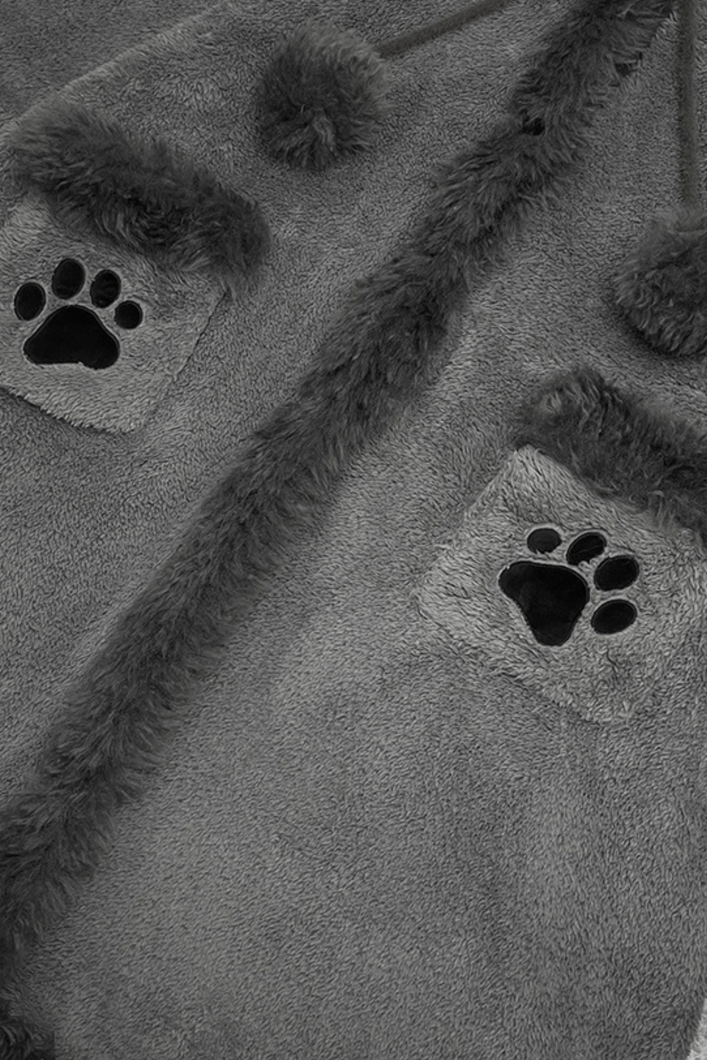 Fluffy Paw Mouse Loomwear