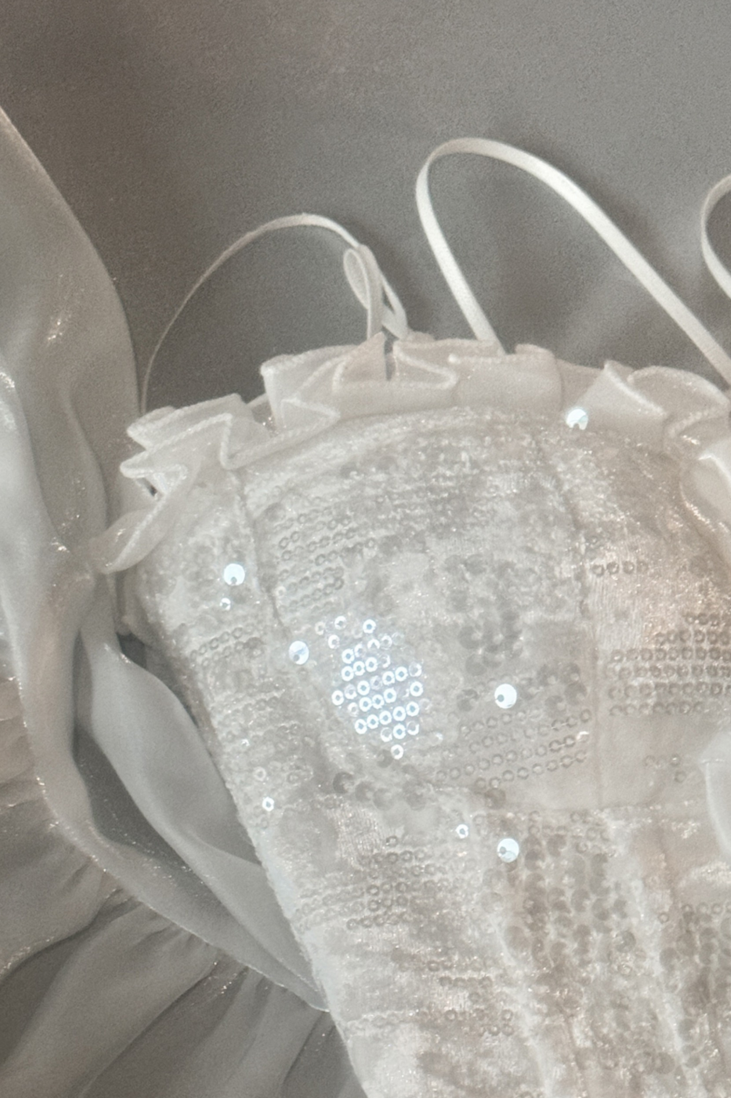 パーフェクトチューブトップ+フリルスカートパンツ+リボンテール