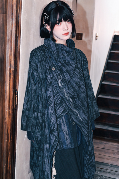 スケールシックケープトップス