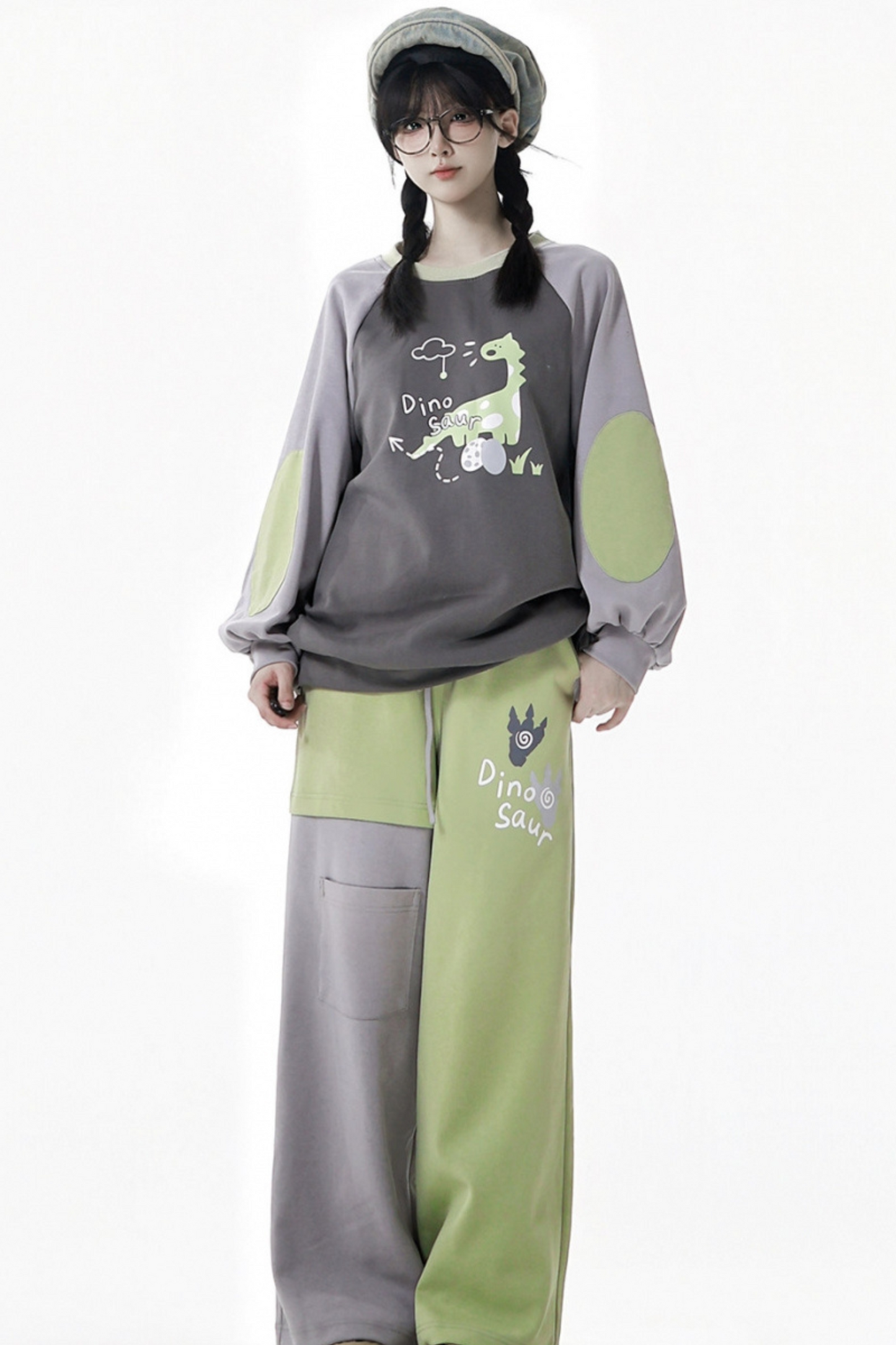 フォレストティーカジュアルフードスウェットス+スウェット+アシメパンツ+カジュアルパンツ