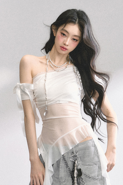 シアーオフショルダートップス