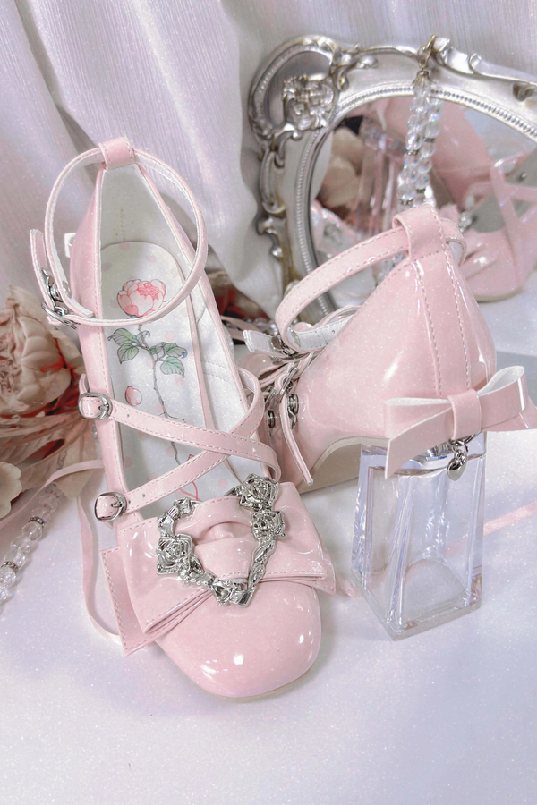 ラブバックルクリスタルヒールシューズ