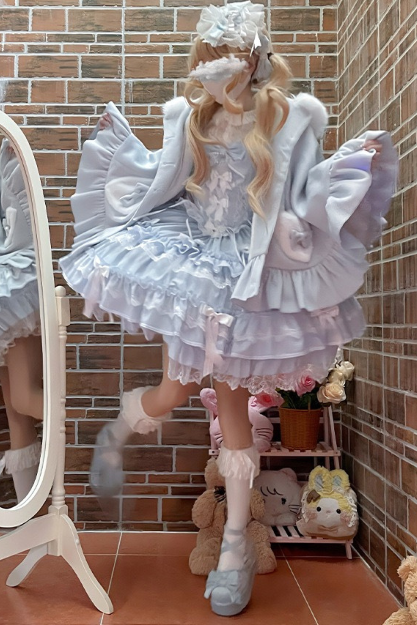 ラビットイヤーロリータコート