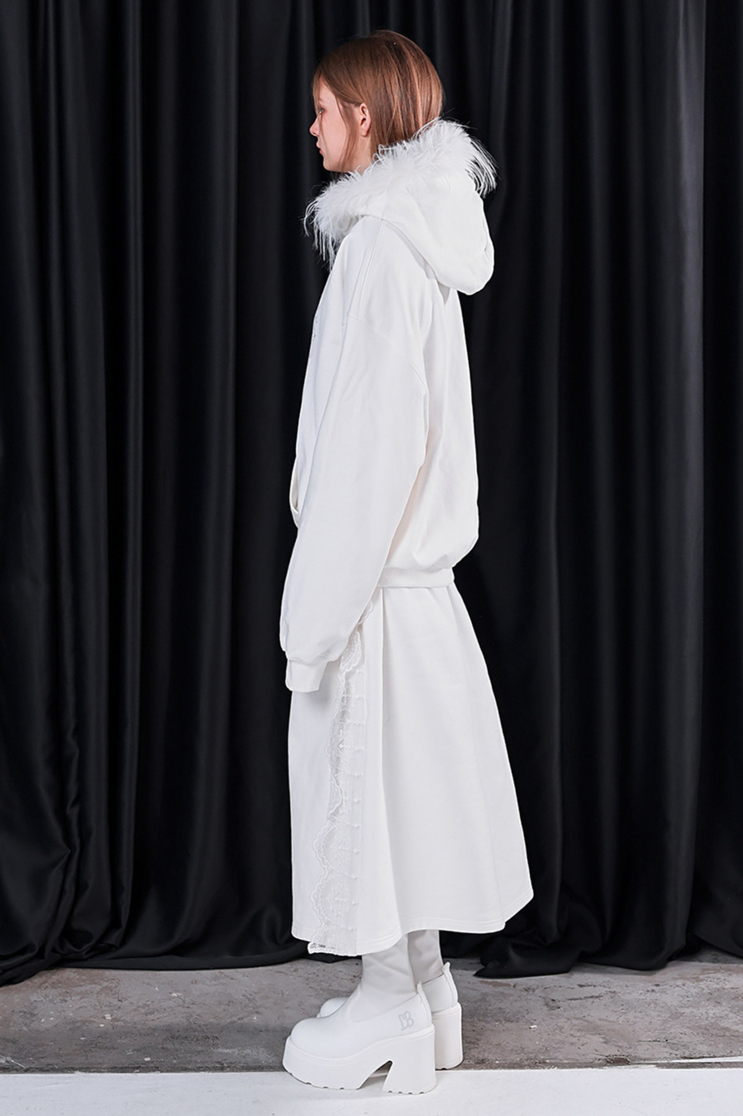 ファーフードモードルーズトップス