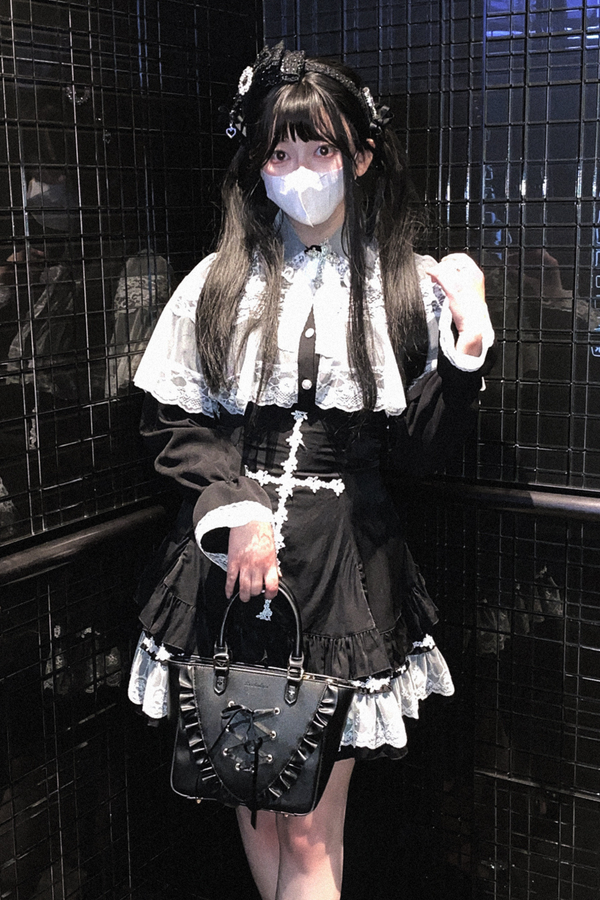 [Pre-order] Lace Bucket Jirai Shirt