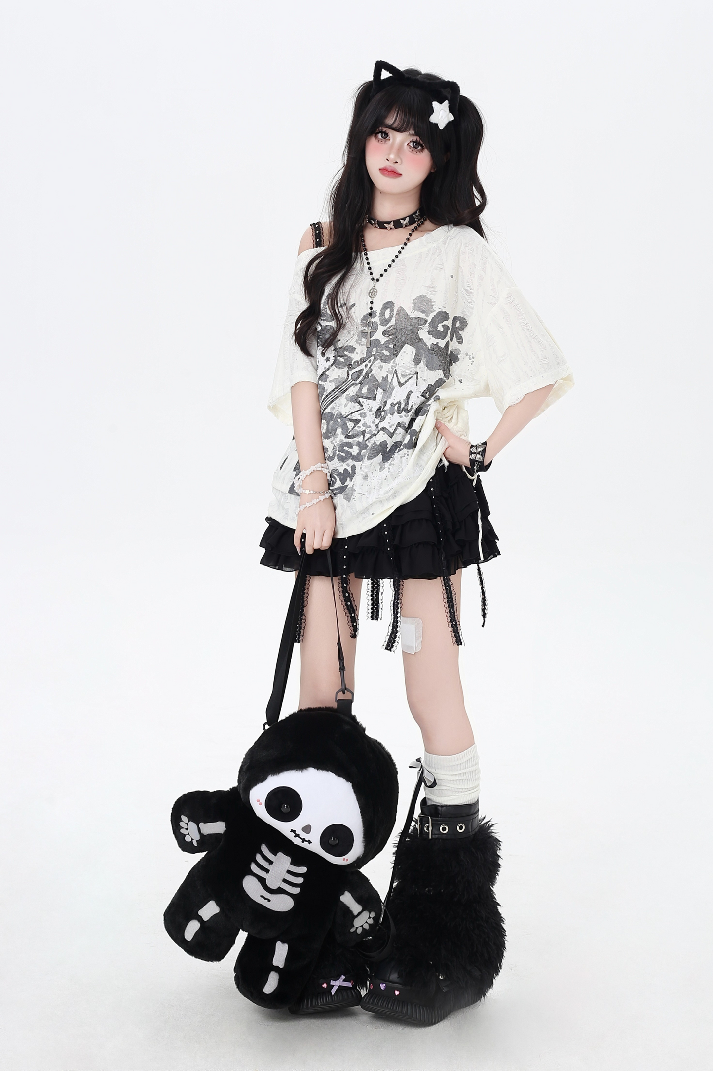 Light Asian Graffiti Sweet Cool Top