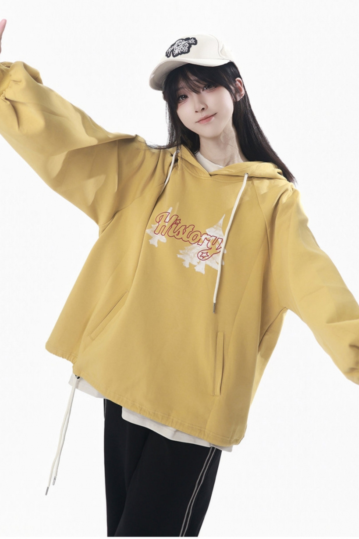 クリーミージャケット+Tシャツ+フードスウェット+スウェットパンツ