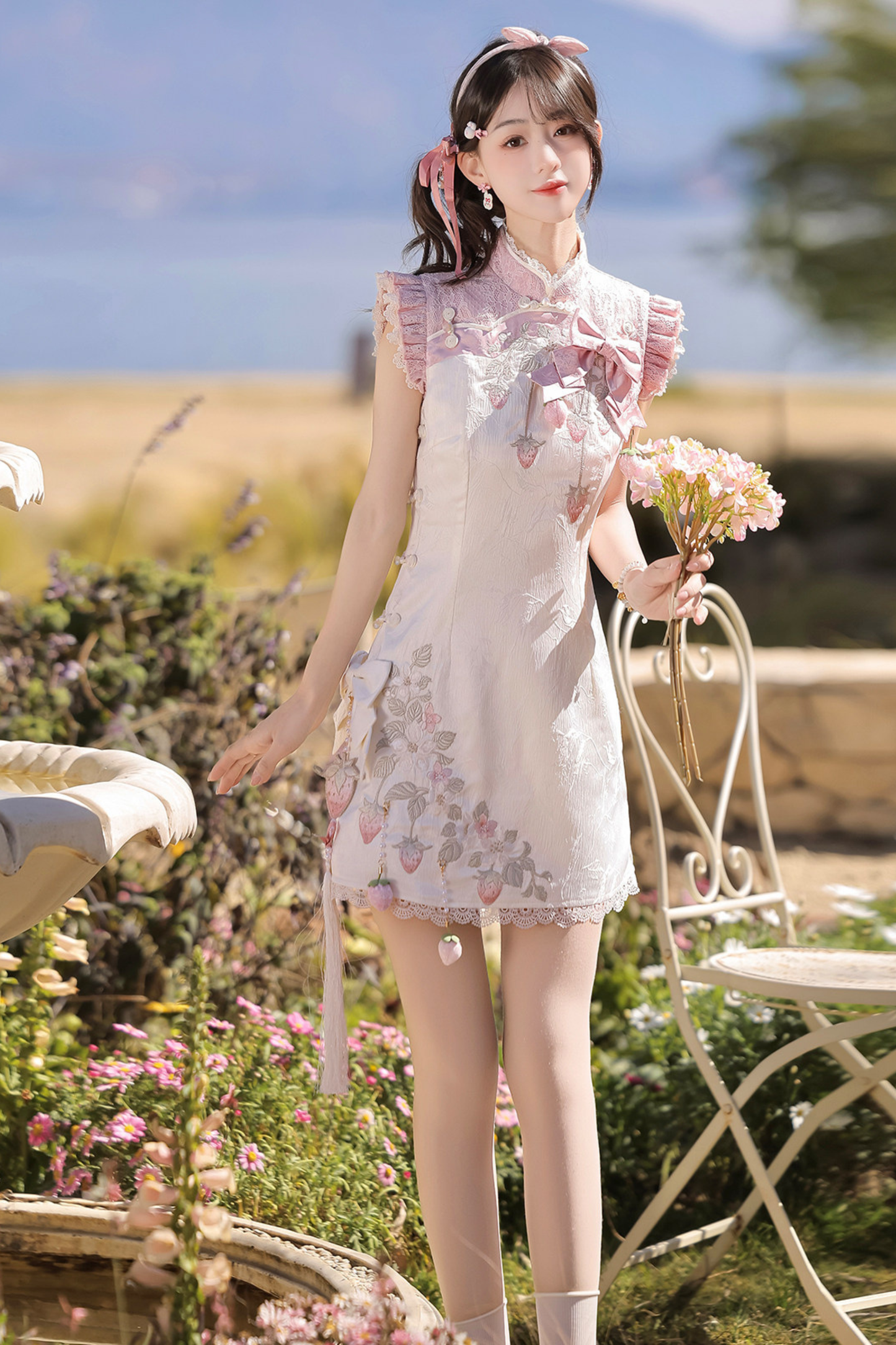 ストロベリースイートチャイナノースリーブドレス