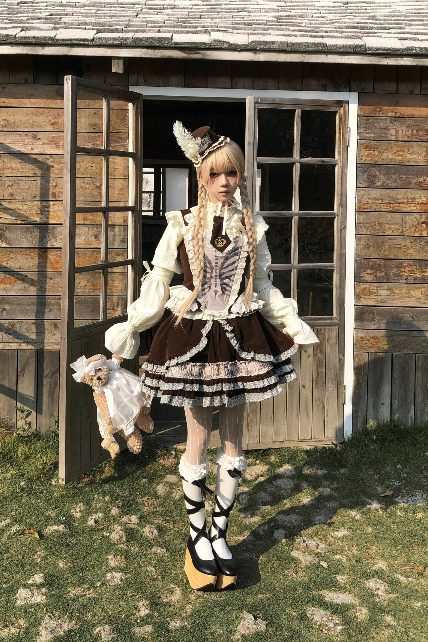 ヴェルベットフローラルレーススカート