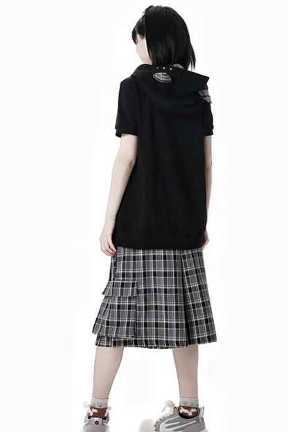 Camisa con capucha a cuadros + Tops con capucha + Pantalones cortos