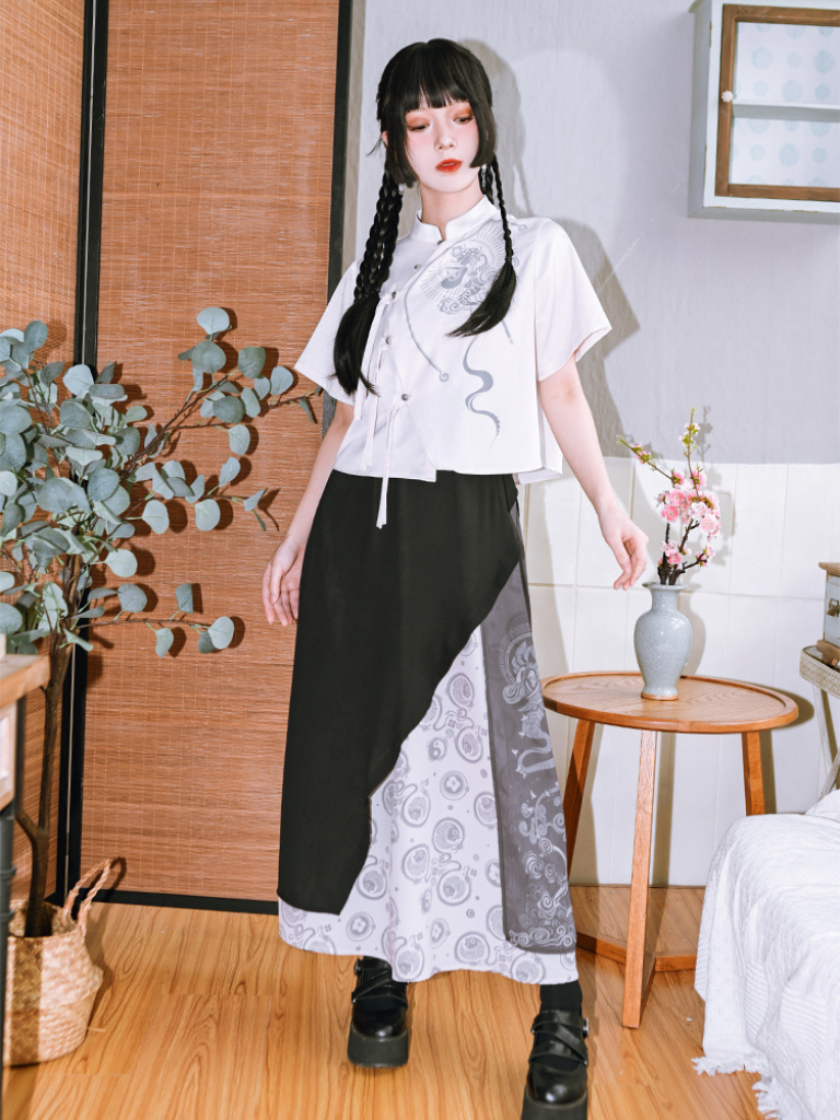 Chinashamar shirt+China skirt