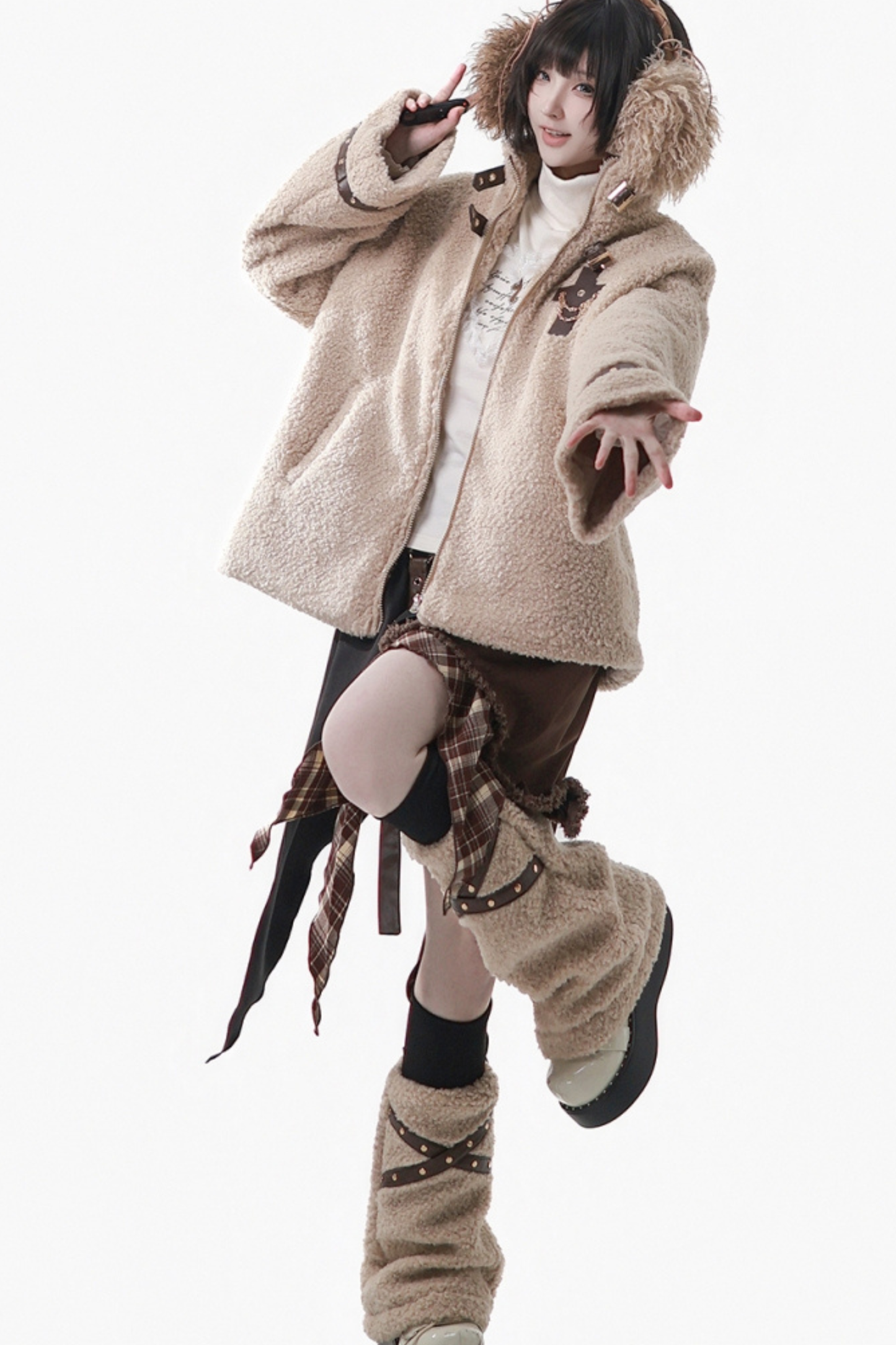 ヘーゼルナッツベルベットウールコート+チェックスカート+トップス+レッグカバー