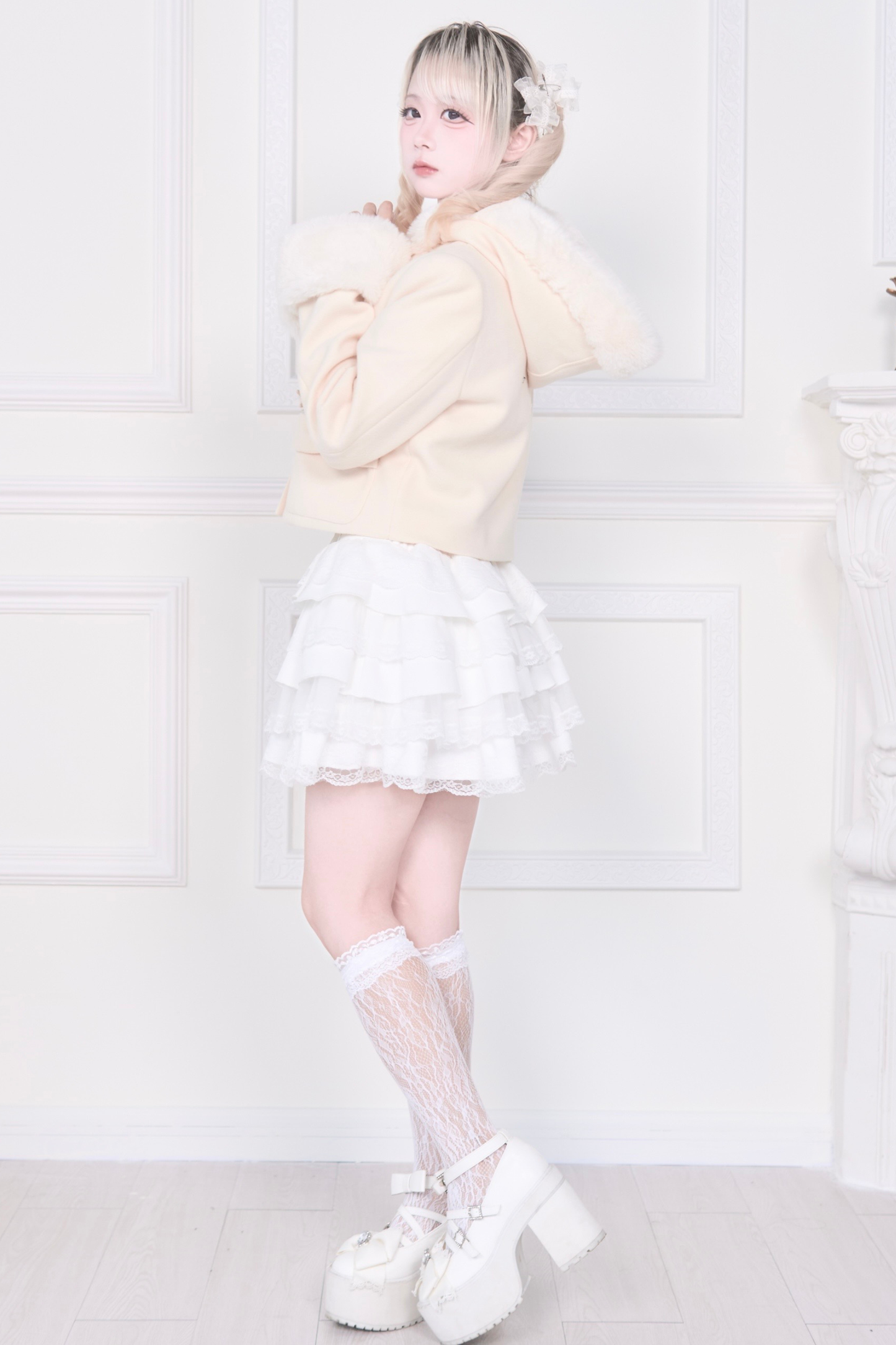 Ribbon Buckle Fur Short Coat