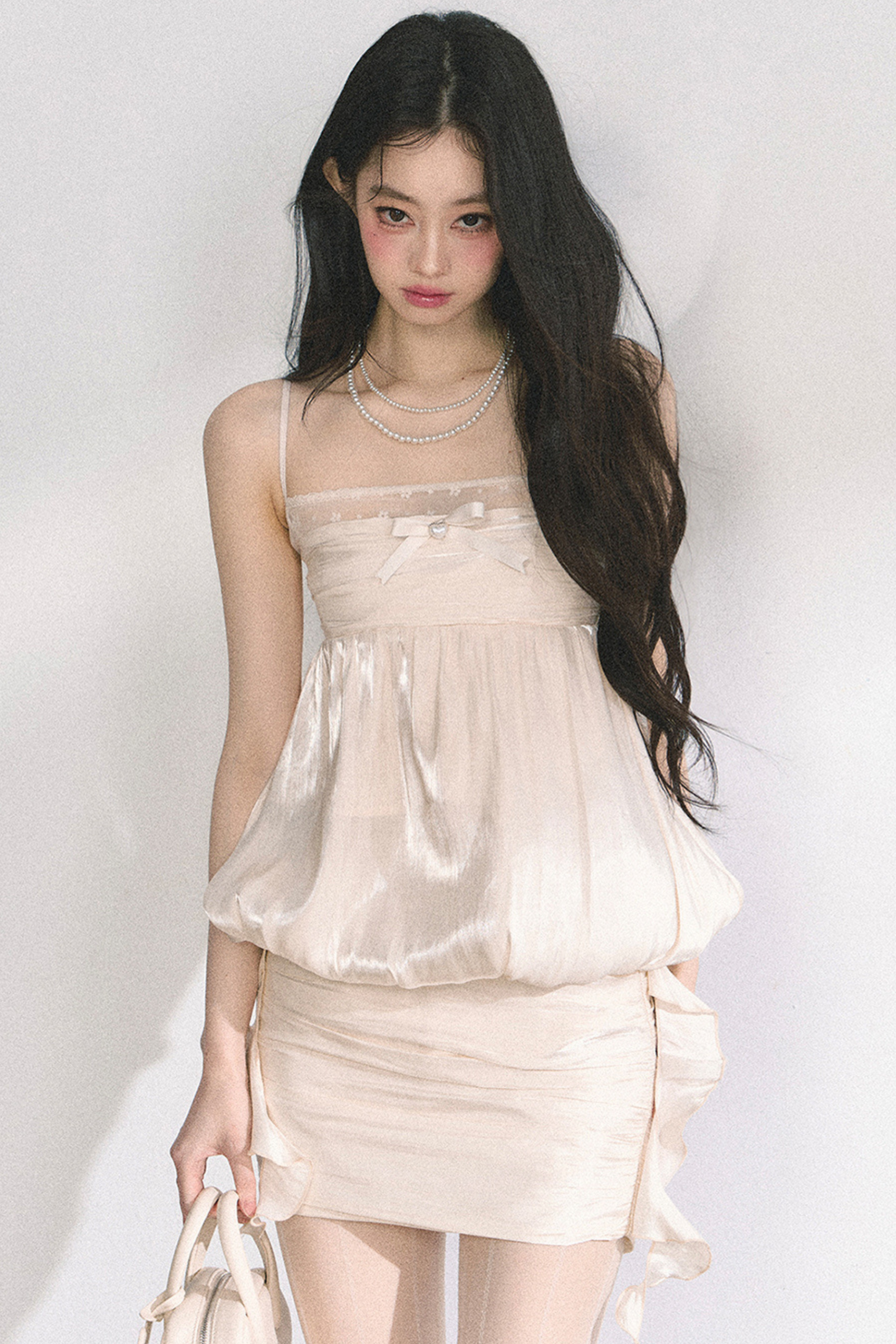 クリームロールノースリーブトップス+タイトスカート