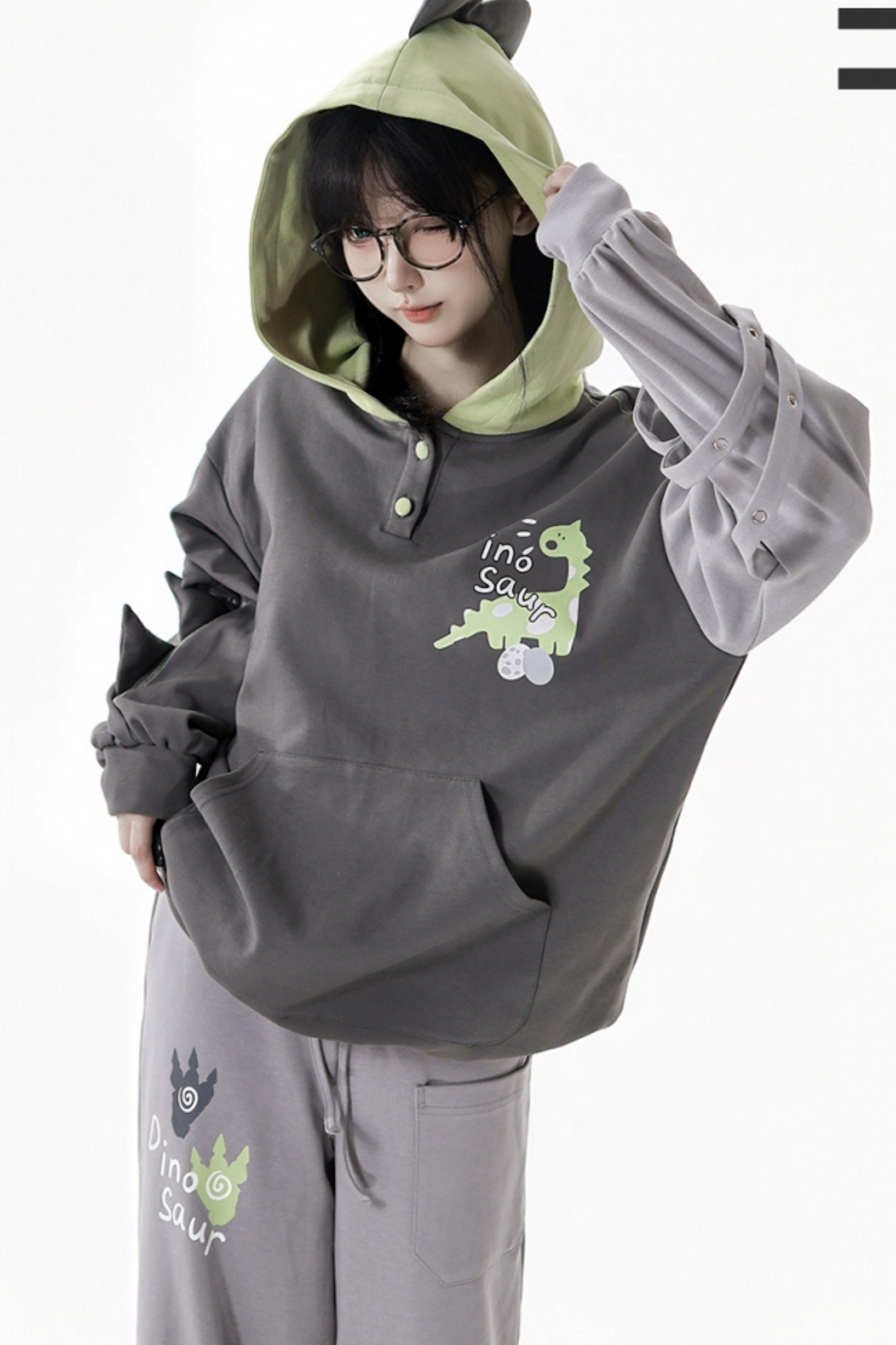 フォレストティーカジュアルフードスウェットス+スウェット+アシメパンツ+カジュアルパンツ