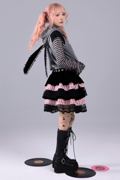 ラビットイヤーフードパンクパーカー