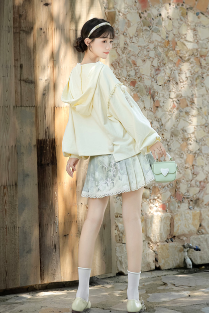 China Sweatshirt + Half Skirt