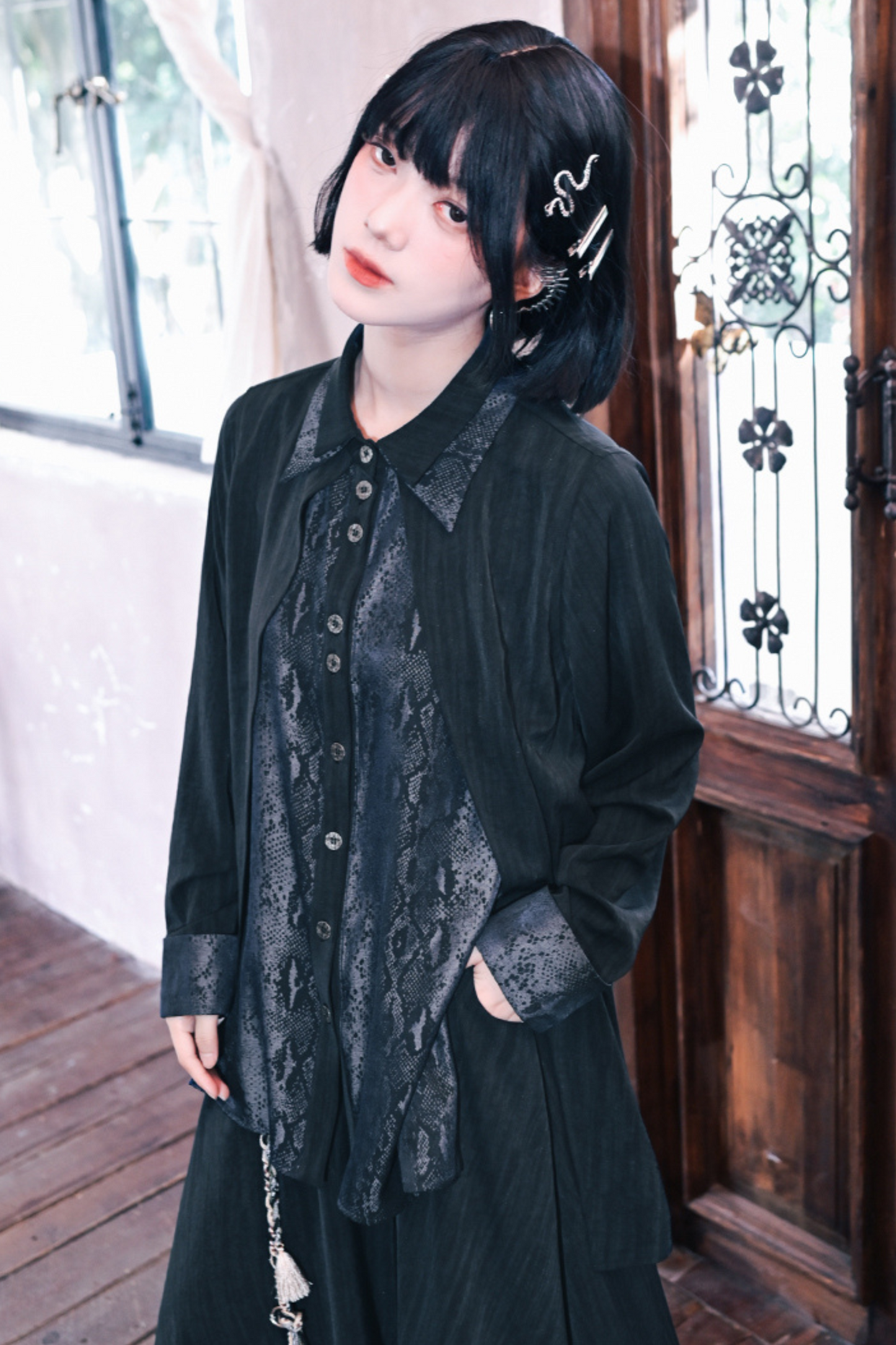 Snake design patchwork shirt