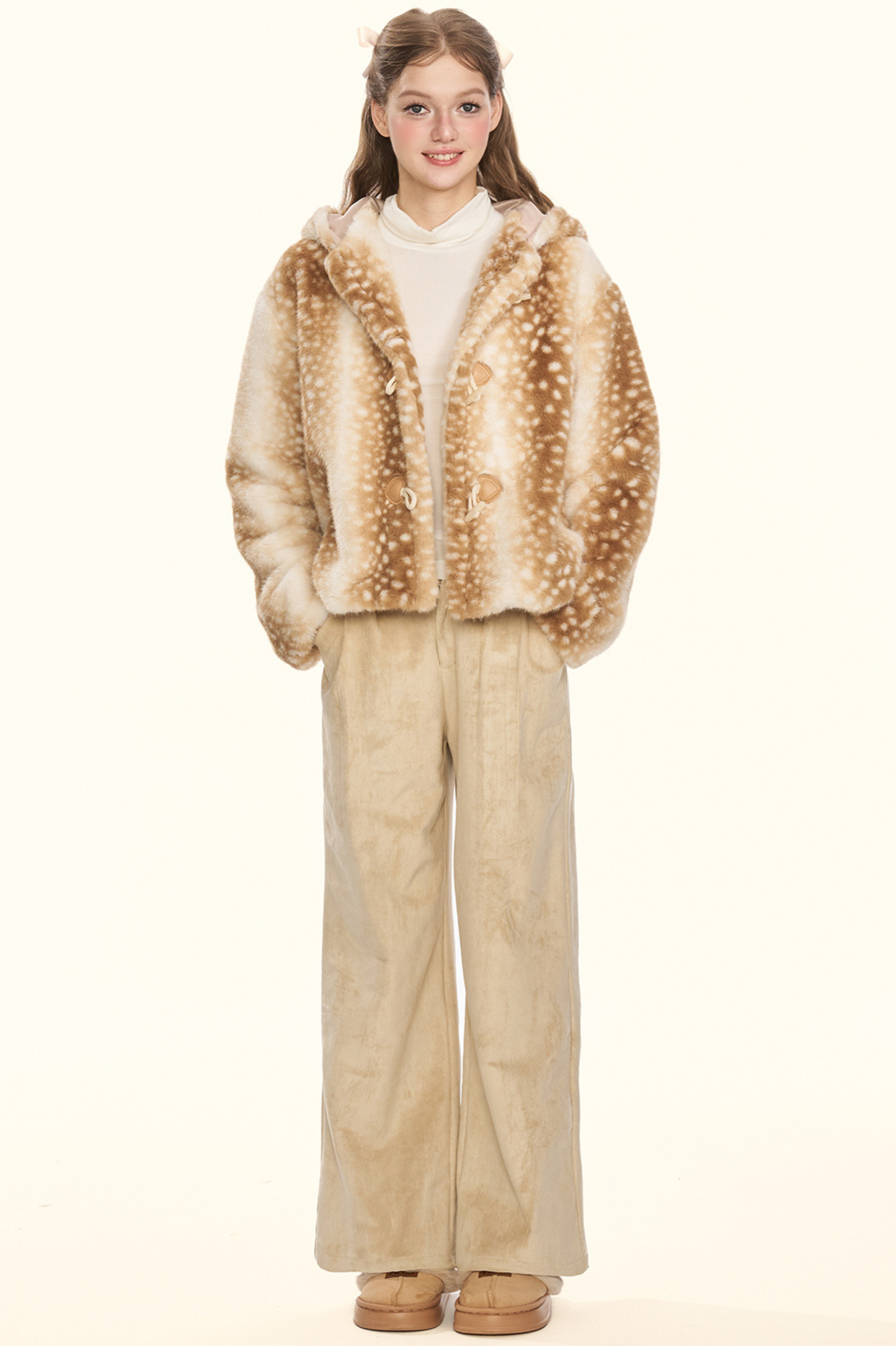 ストレートスエードパンツ+ファーベルト