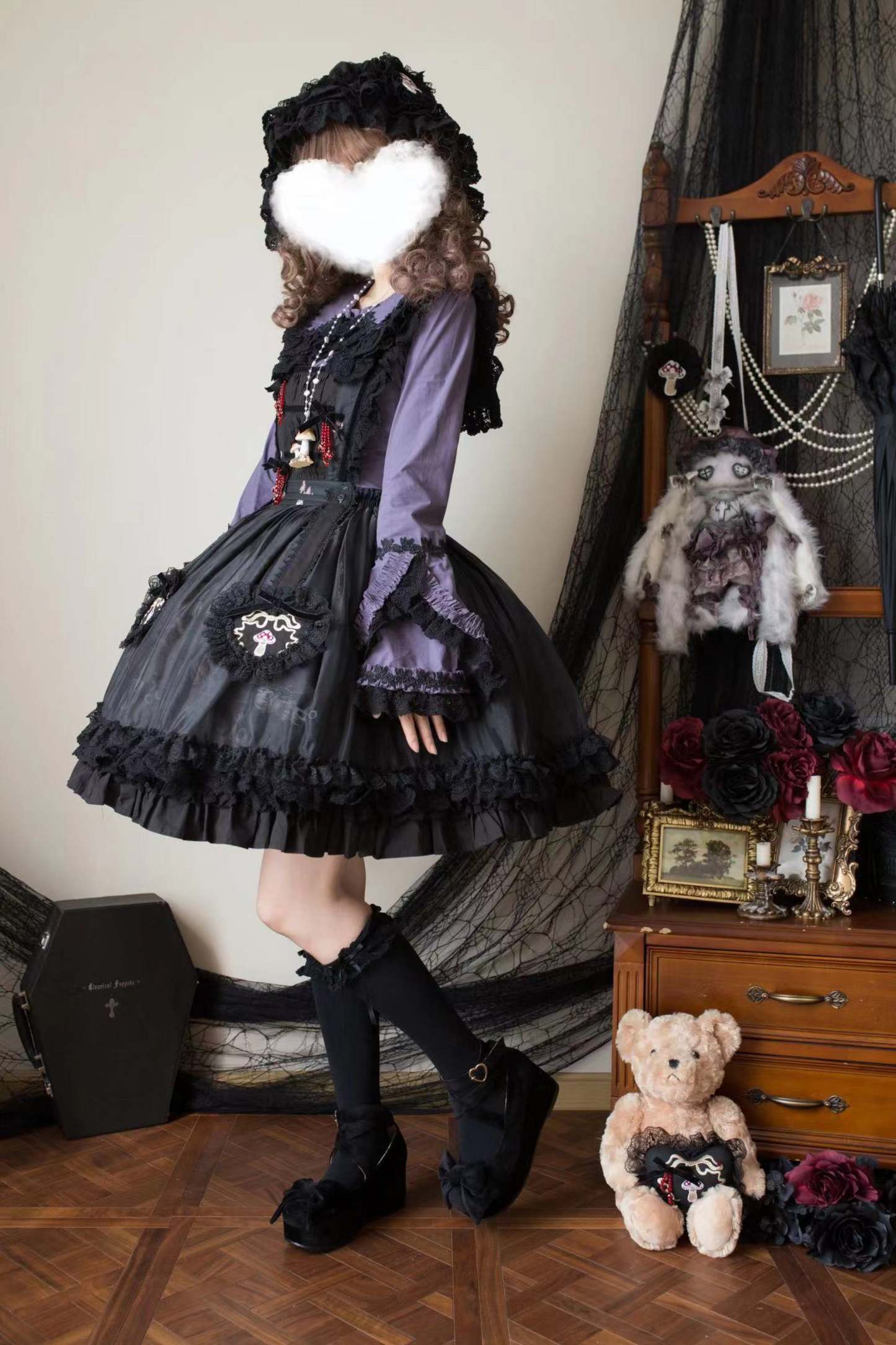 リフティングビーズゴシックストラッププリントドレス