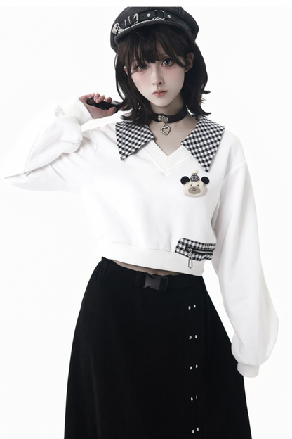 Leather jacket + shirt + long pants + sweatshirt + skirt