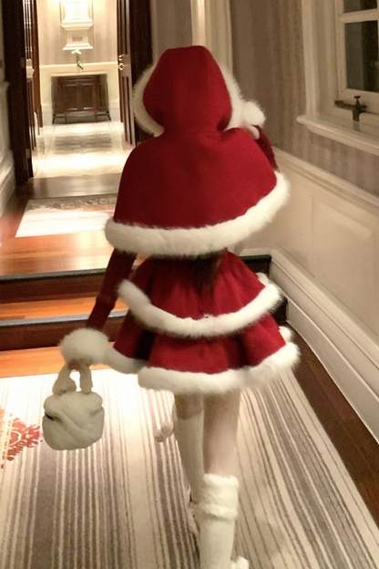 レッドベルベットケーキファーコート+サスペンダースカート+スリーブ