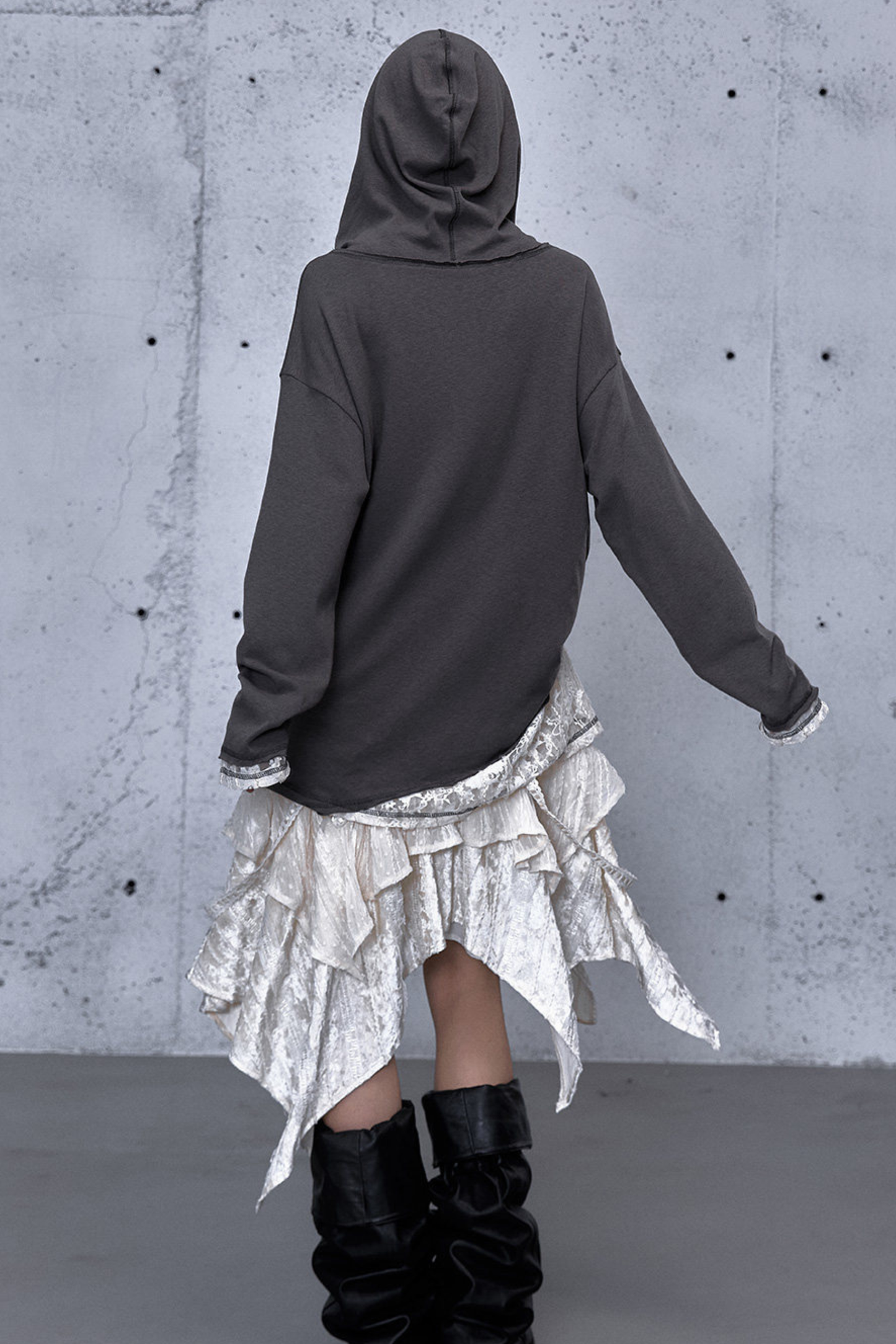 레이스 패치워크 루즈핏 후드 파카