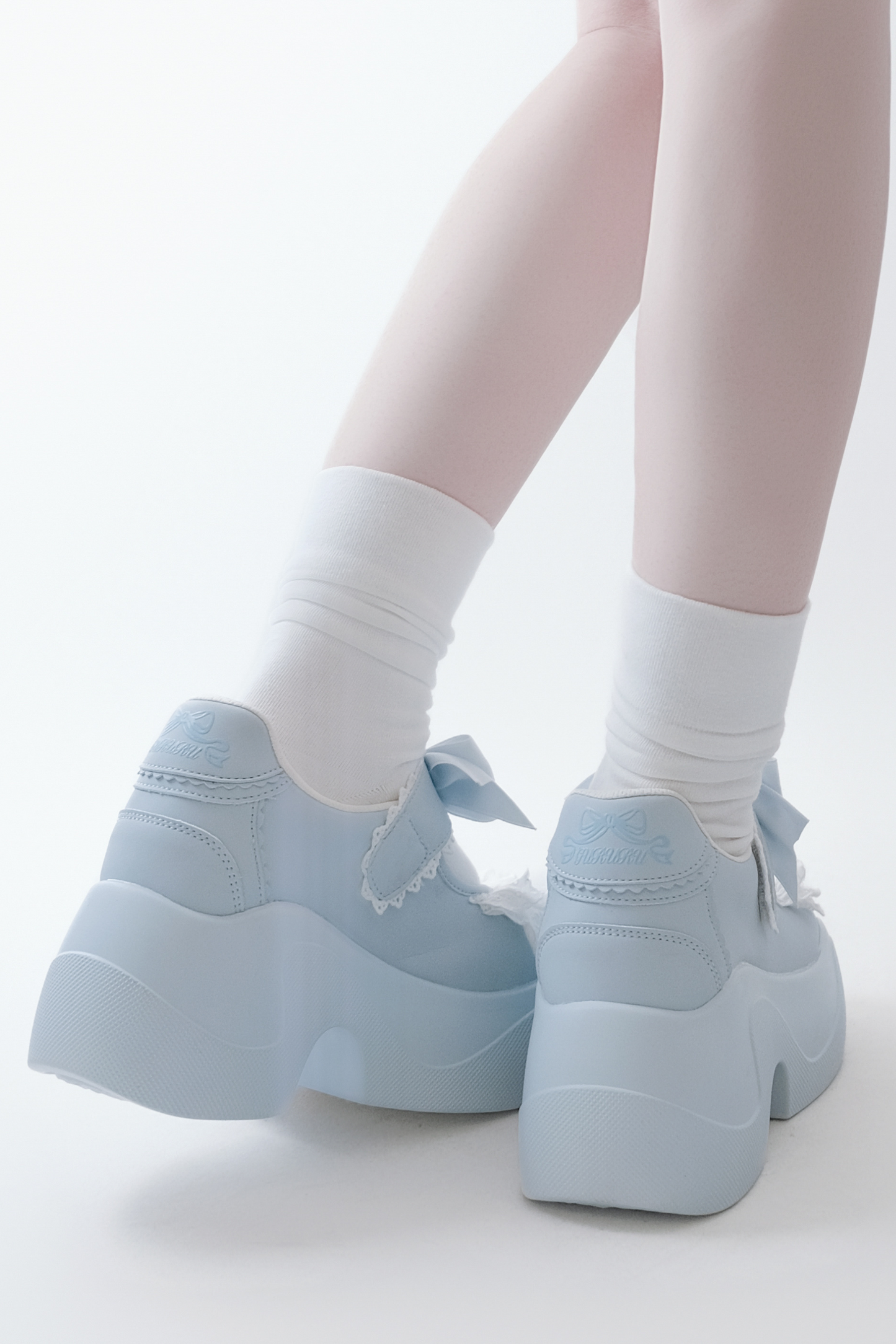 Girly Lace Ribbon Sneakers