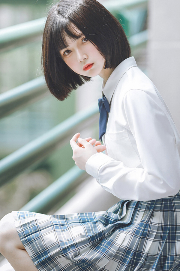 Cloak trench coat + shirt + badge