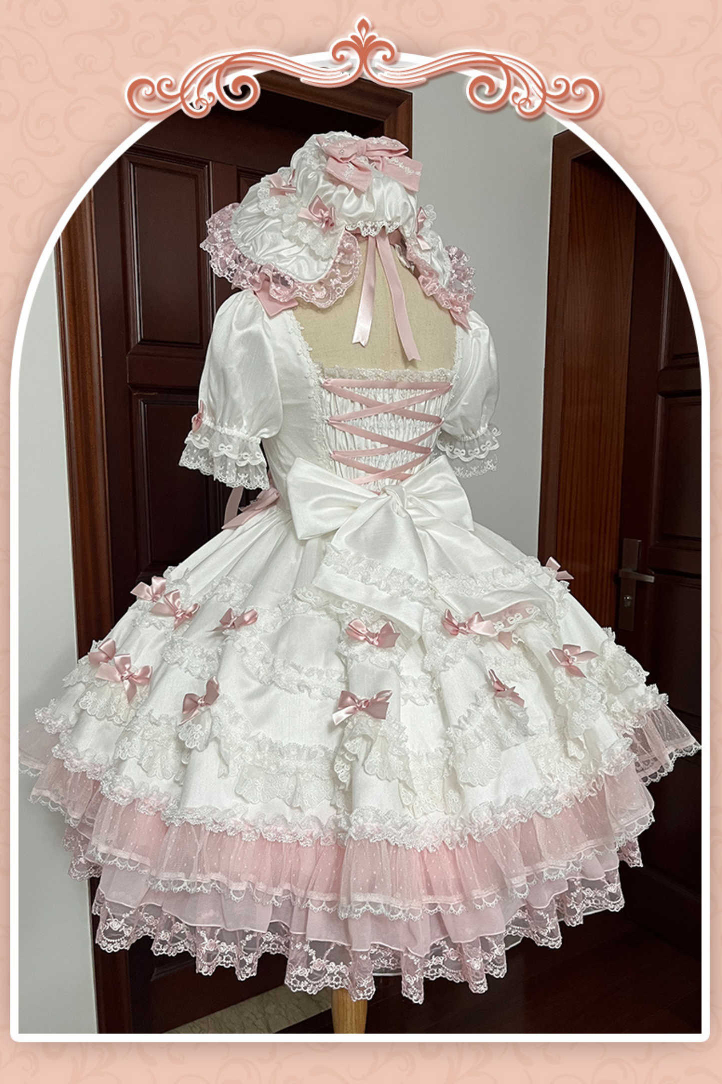 サークルクリームドールダブルパレスゴージャスドレス+ハット+チョーカー