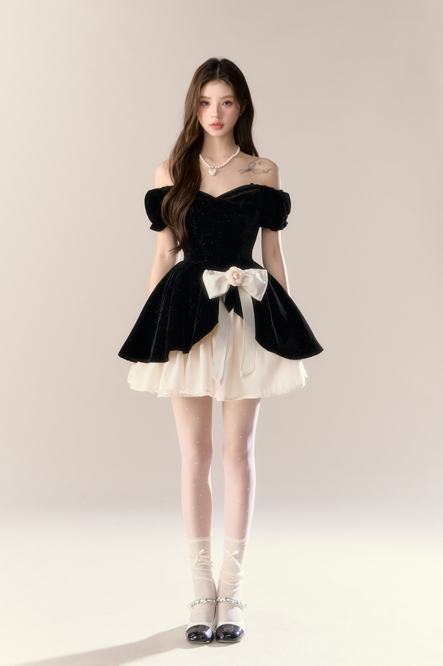 ベルベットフレンチブラックドレス