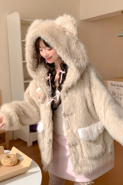 ベアファーフードコート