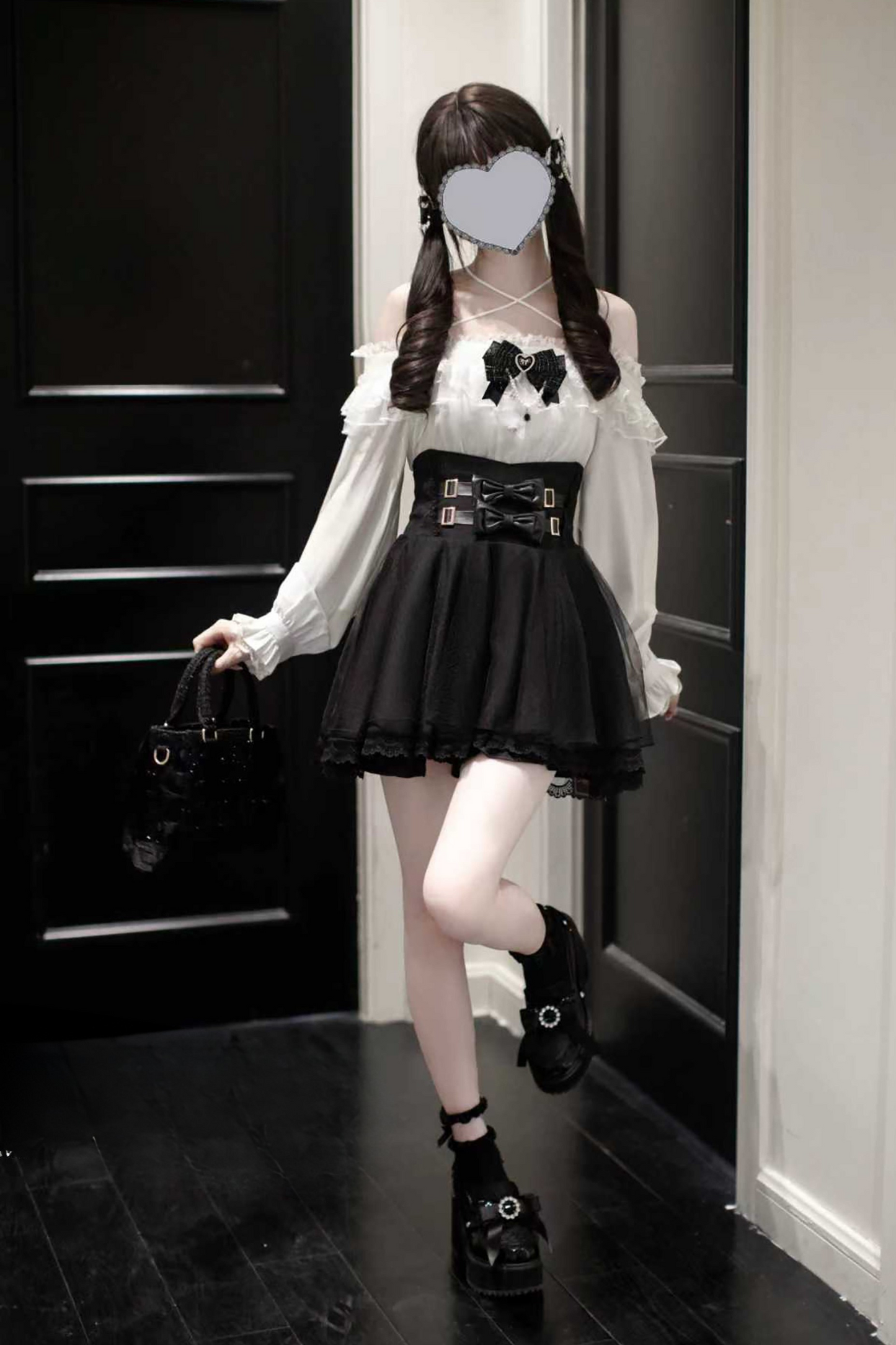 Mine off-the-shoulder shirt + checked skirt (with inner pants)