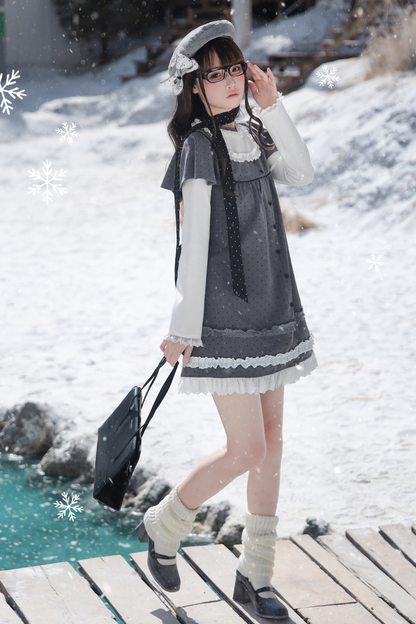 グレイポルカドットドールドレス+ベレー帽