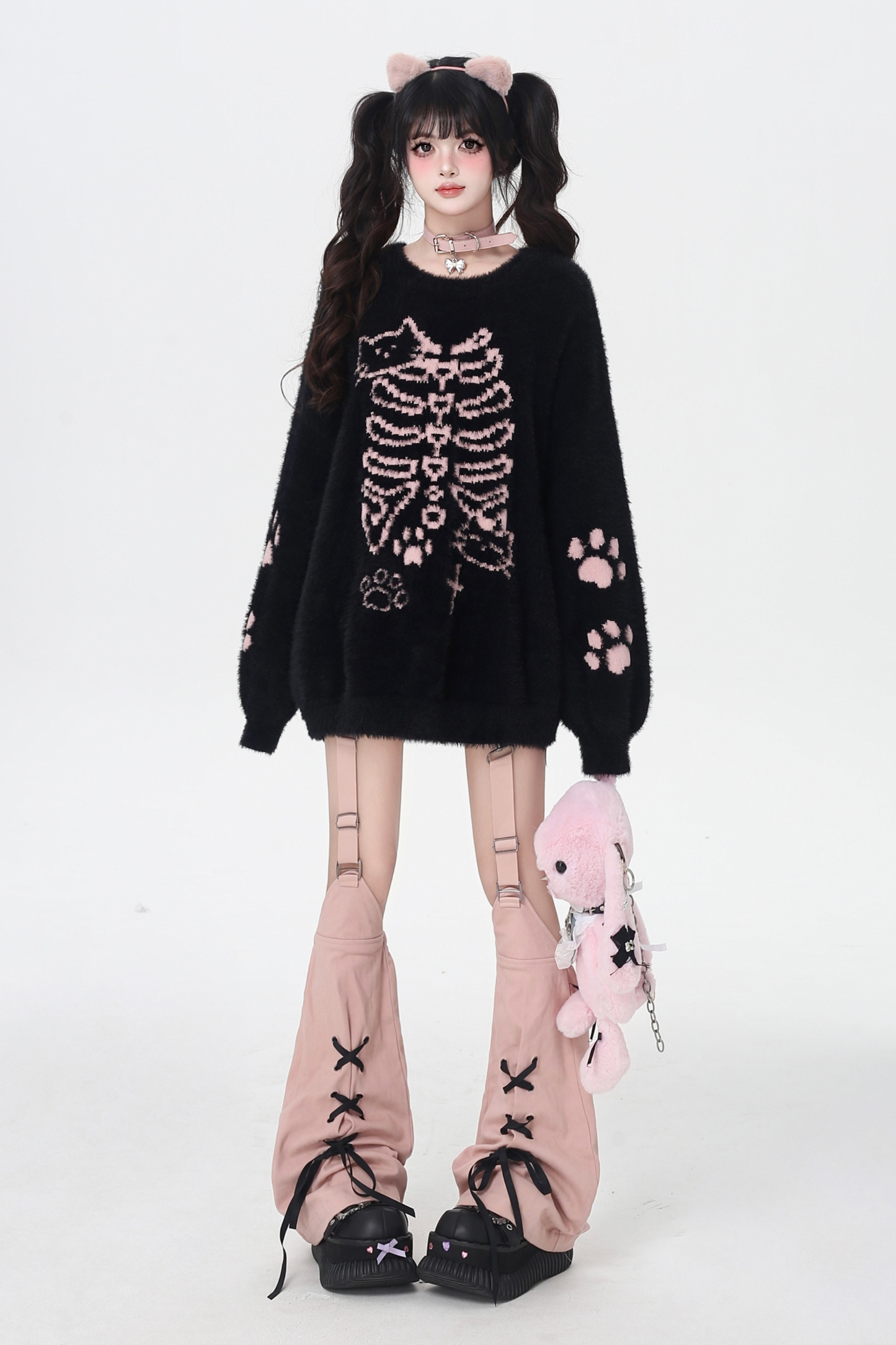 Dark Sweet Cat Design Loose Knit