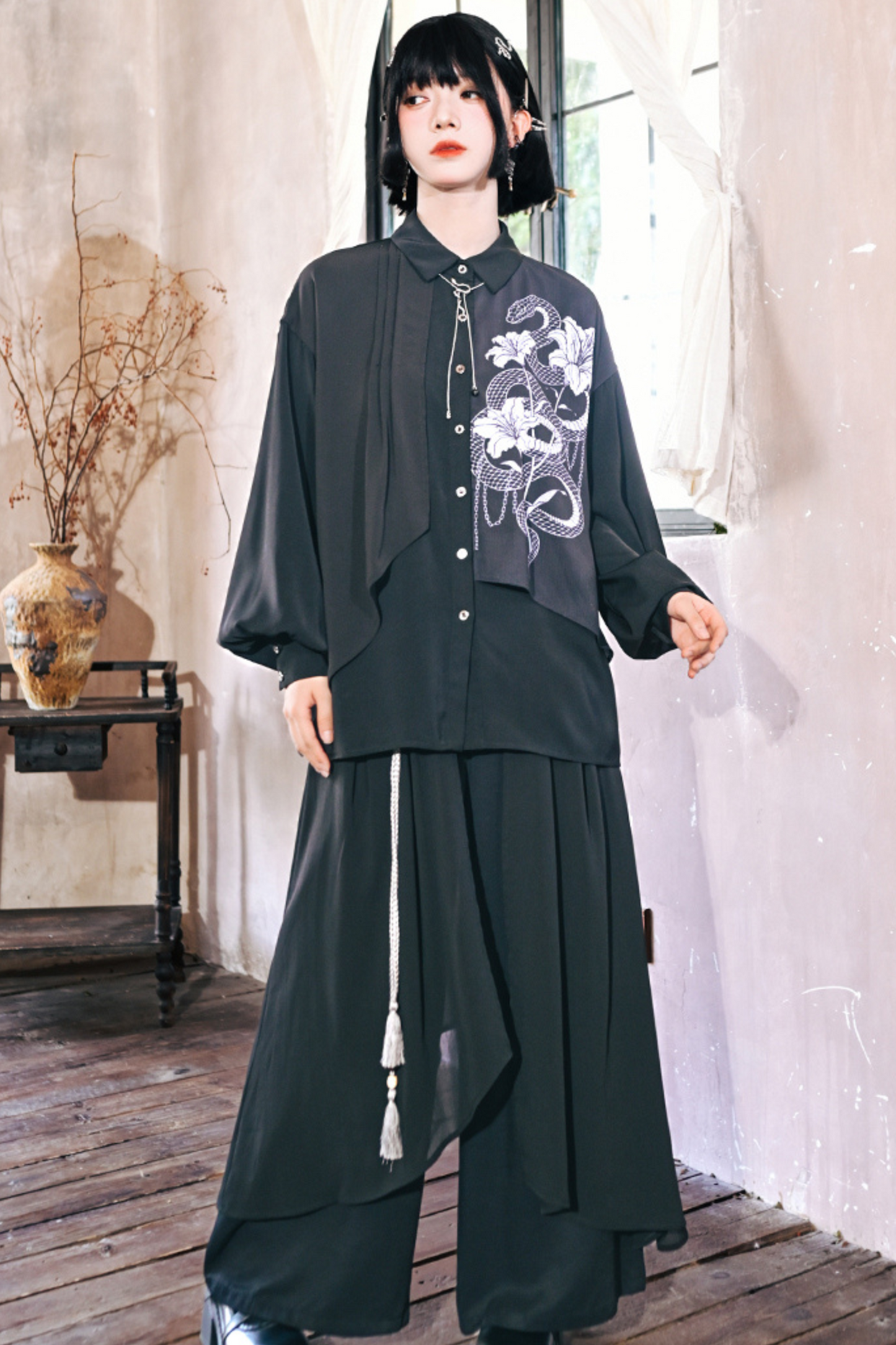 Double Layer Snake China Shirt