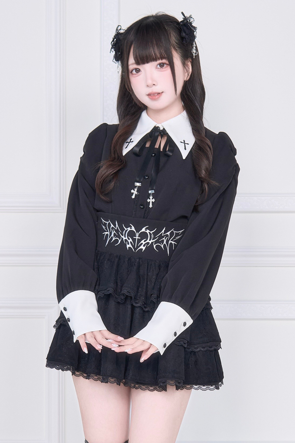 クロス刺繍シャツ+スカート