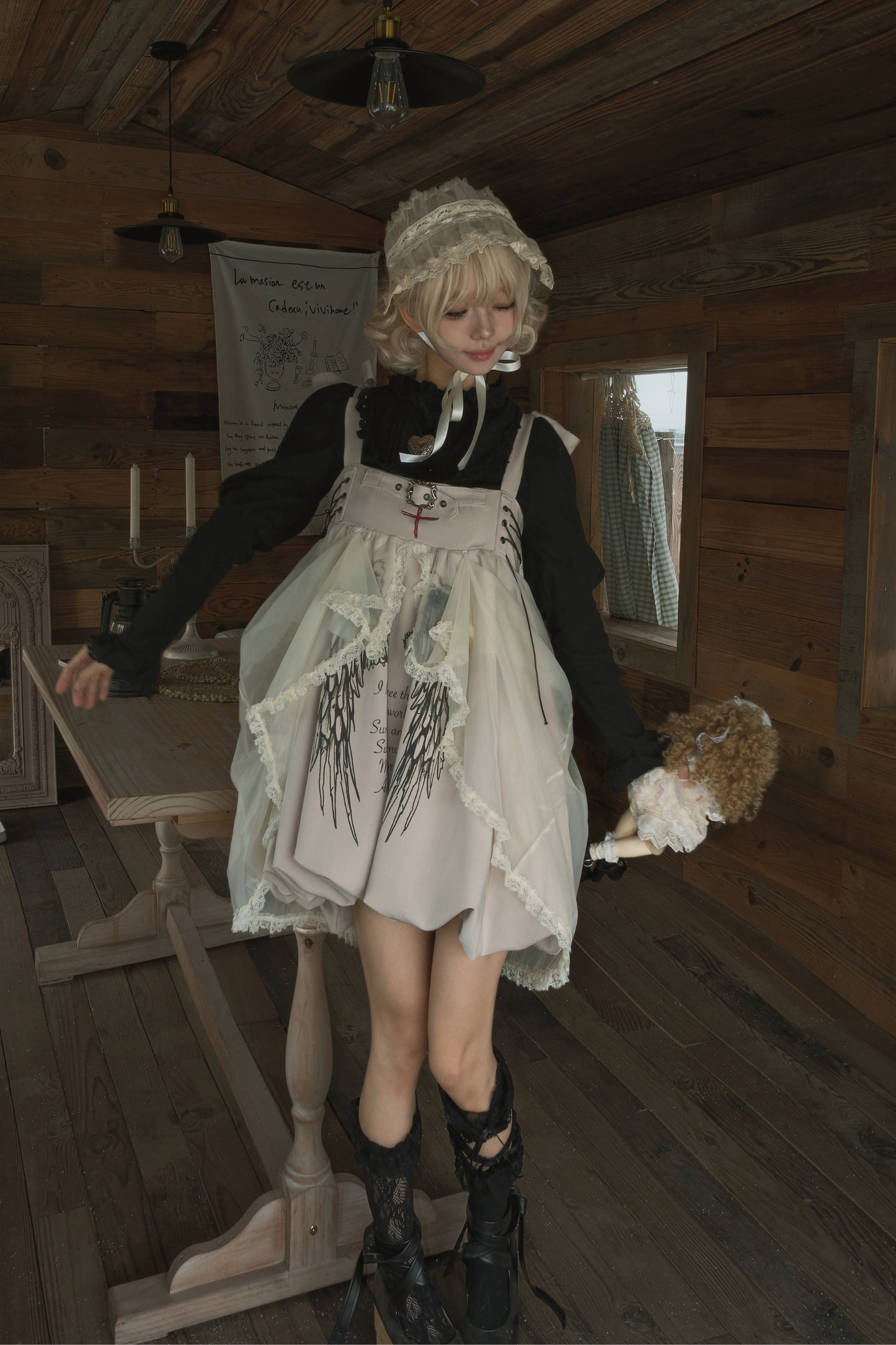 ゴシックバルーンサスペンダードレス