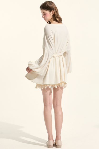 クリーミーバニラランタンスリーブVネックドレス