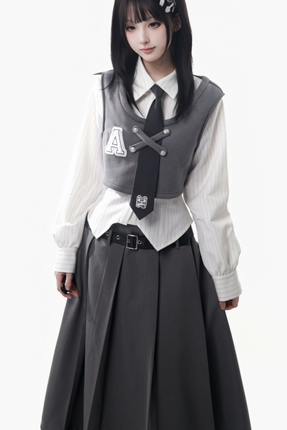 ストライプコート+シャツ+ベスト+ロングスカート