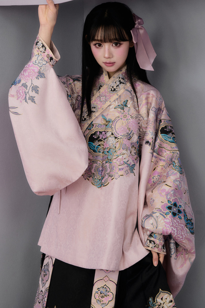 Süße China-Jacke + Plisseerock + Accessoires