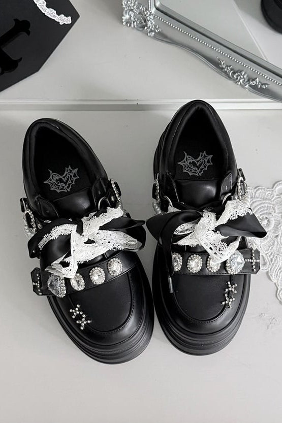 【10月6日予約締切】White/Pink/Black Rhinestone Buckle Lace Cross Charm Ribbon Chunky Sneakers