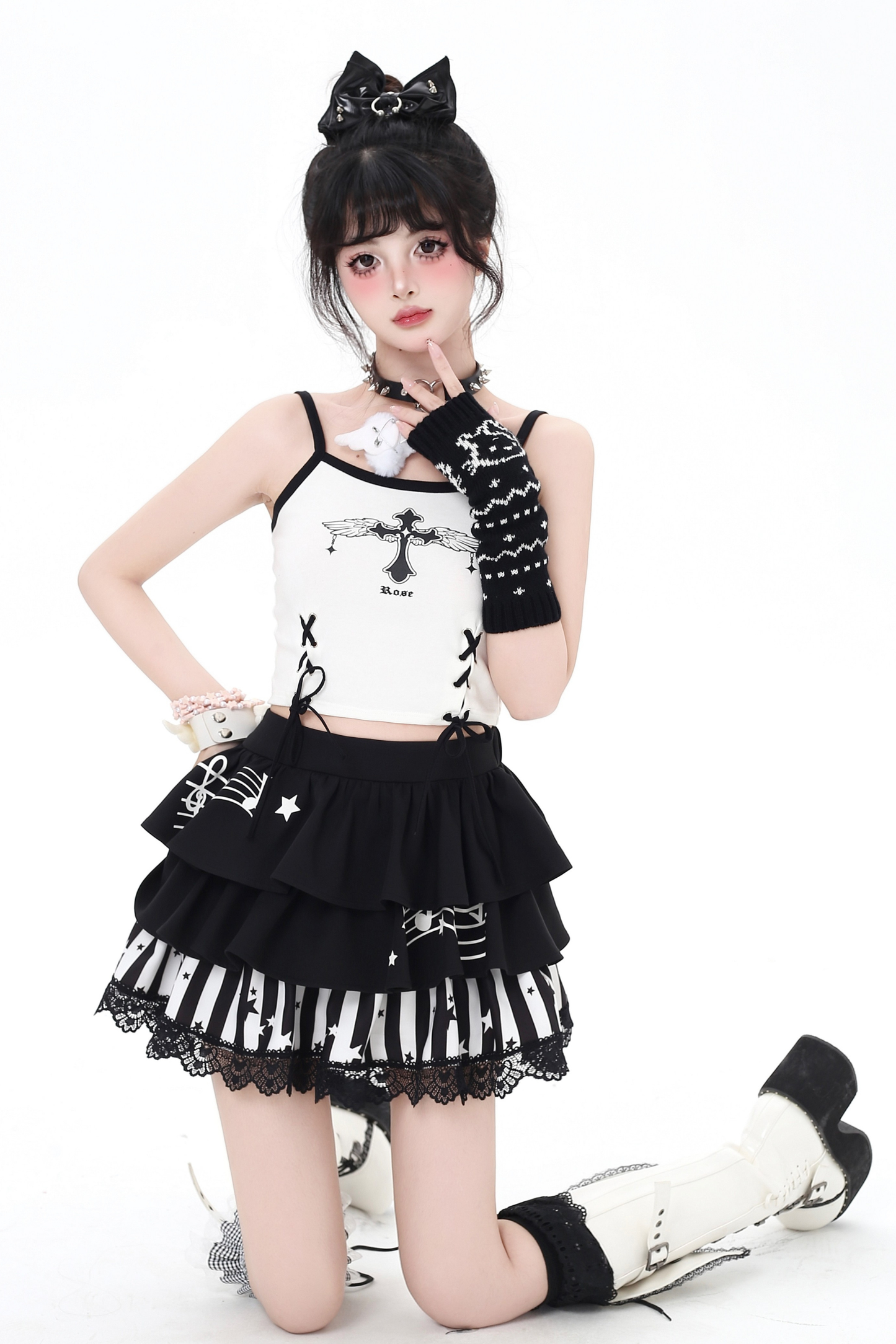 モノクロレースケーキスカート