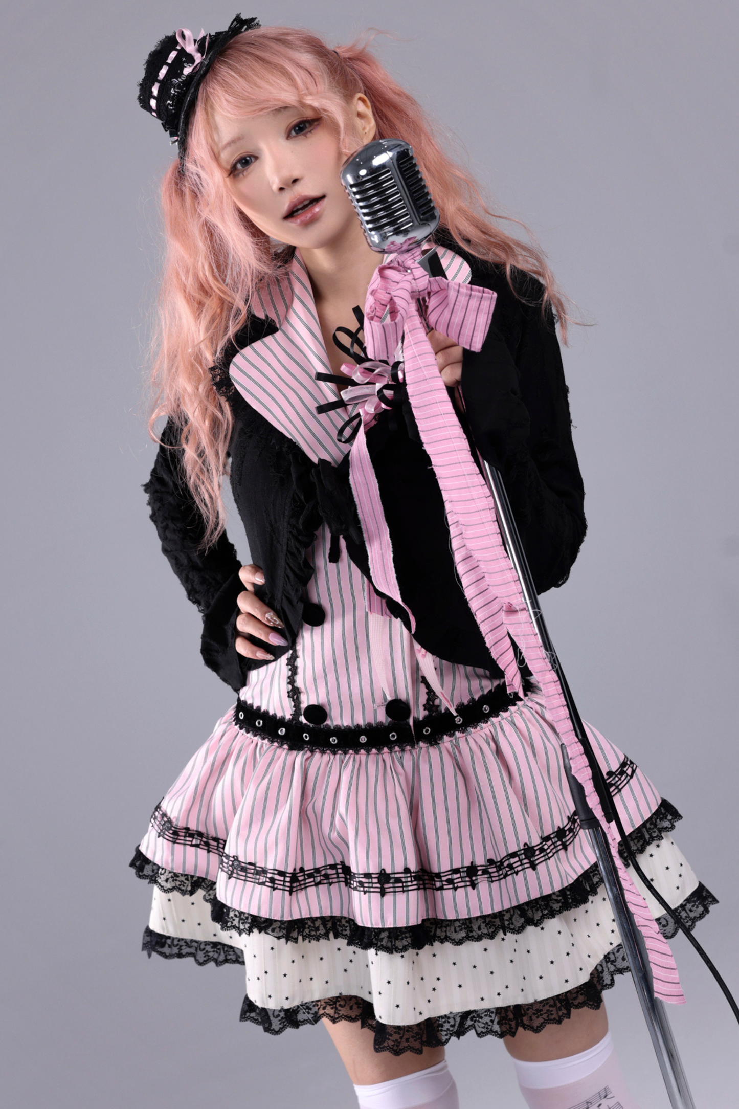 アーシーストライプドパフォーマンスドレス