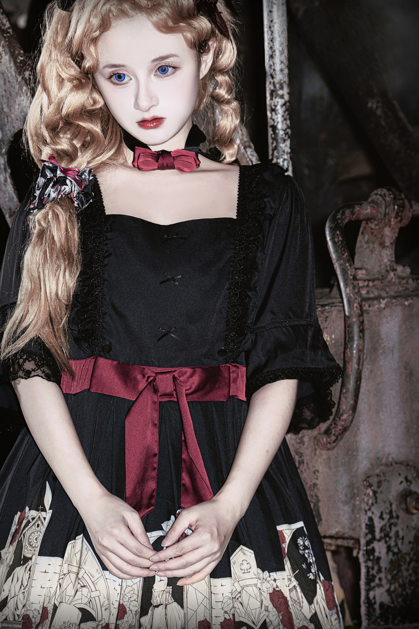 暗闇のアリスドールロリータドレス