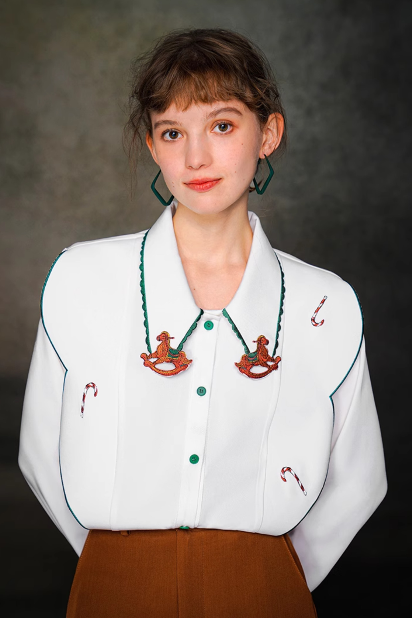 ステッチレトロコントラストホワイトシャツ