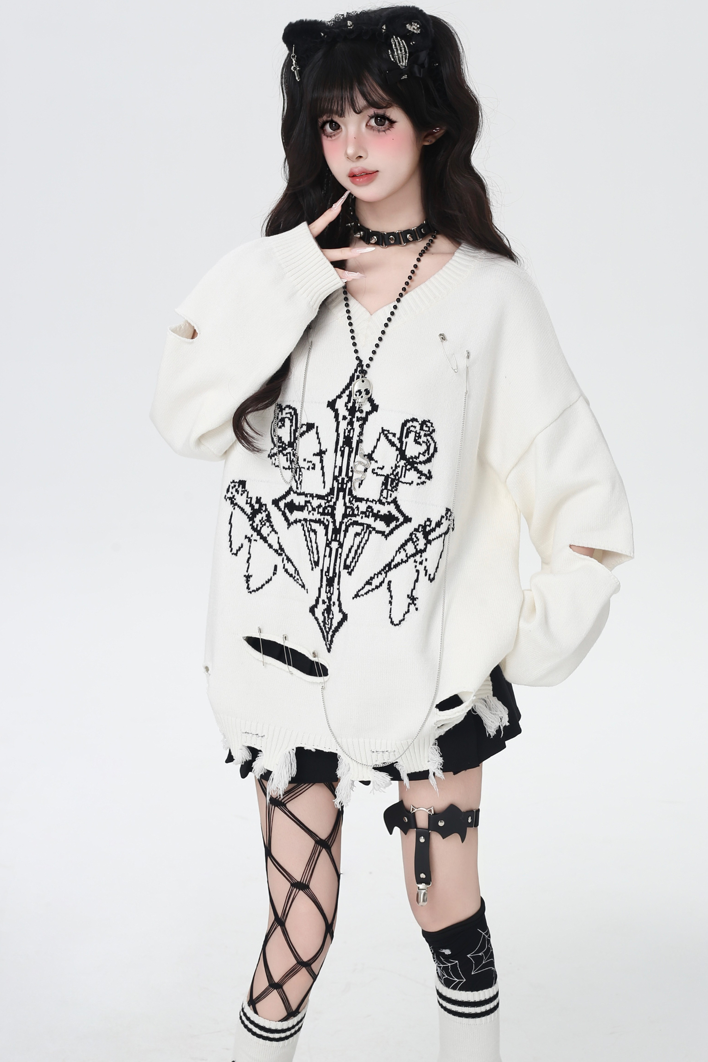 ゴシックライトアジアンVネックニッチルーズセーター