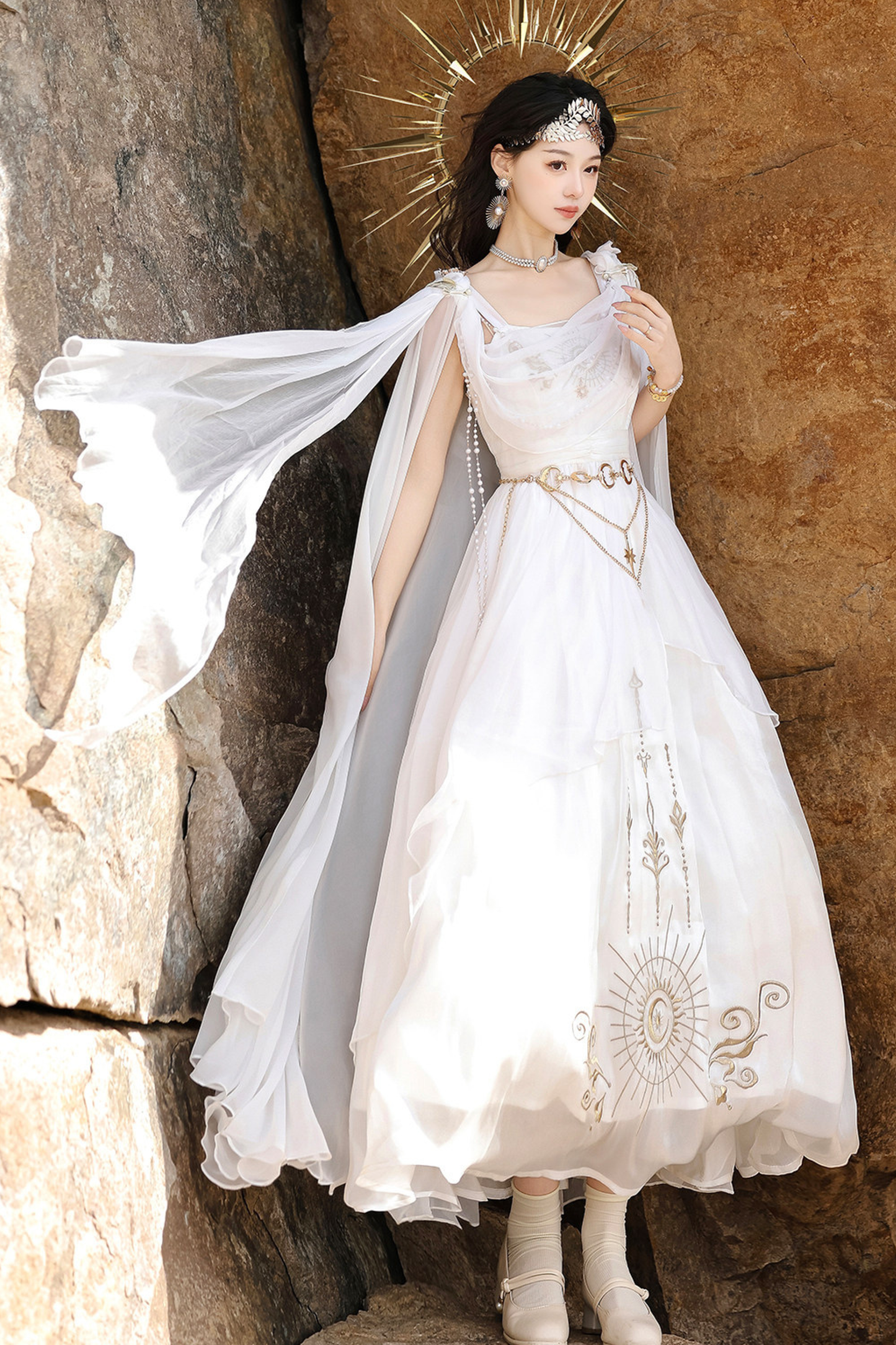 Märchenhaftes klassisches Lolita-Trägerkleid + Kapuzen-Cape