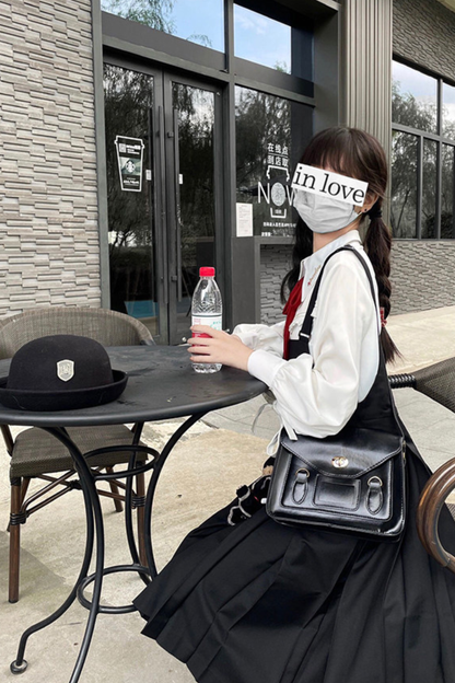 Karo-Collegejacke + Trägerrock + Hemd